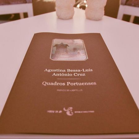 Oporto Batalha Residence Free Parking Bagian luar foto