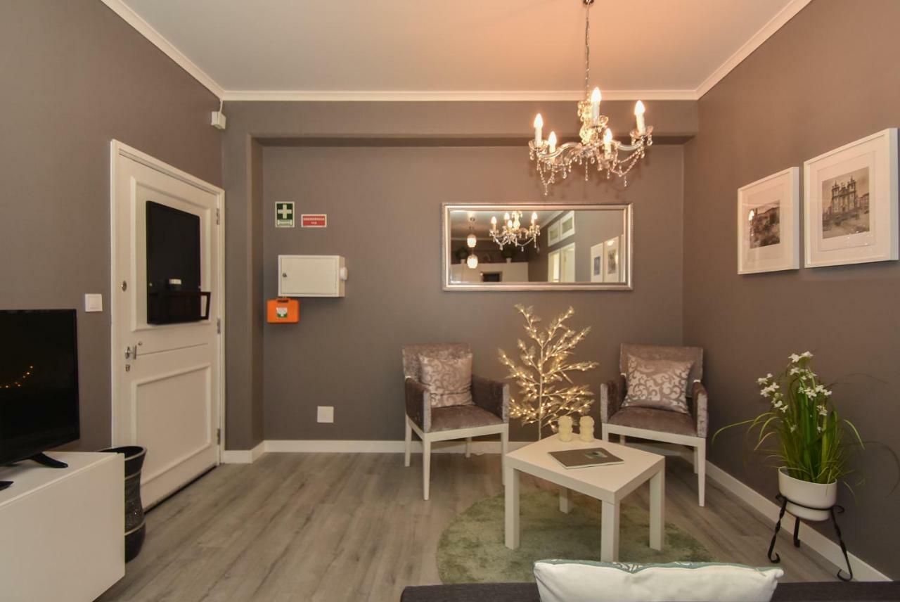 Oporto Batalha Residence Free Parking Bagian luar foto